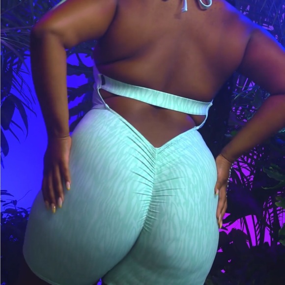 Mint zebra jumpsuit 2x plus size - Picture 2 of 7